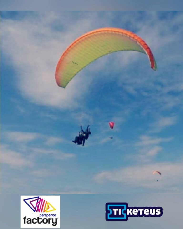 VUELO EN PARAPENTE BIPLAZA en Santa María de Oia