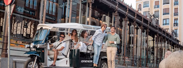 Madrid: Visita Privada de 2 Horas en Tuk Tuk Eléctrico