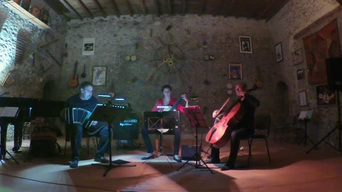 Trio Tinta Negra
